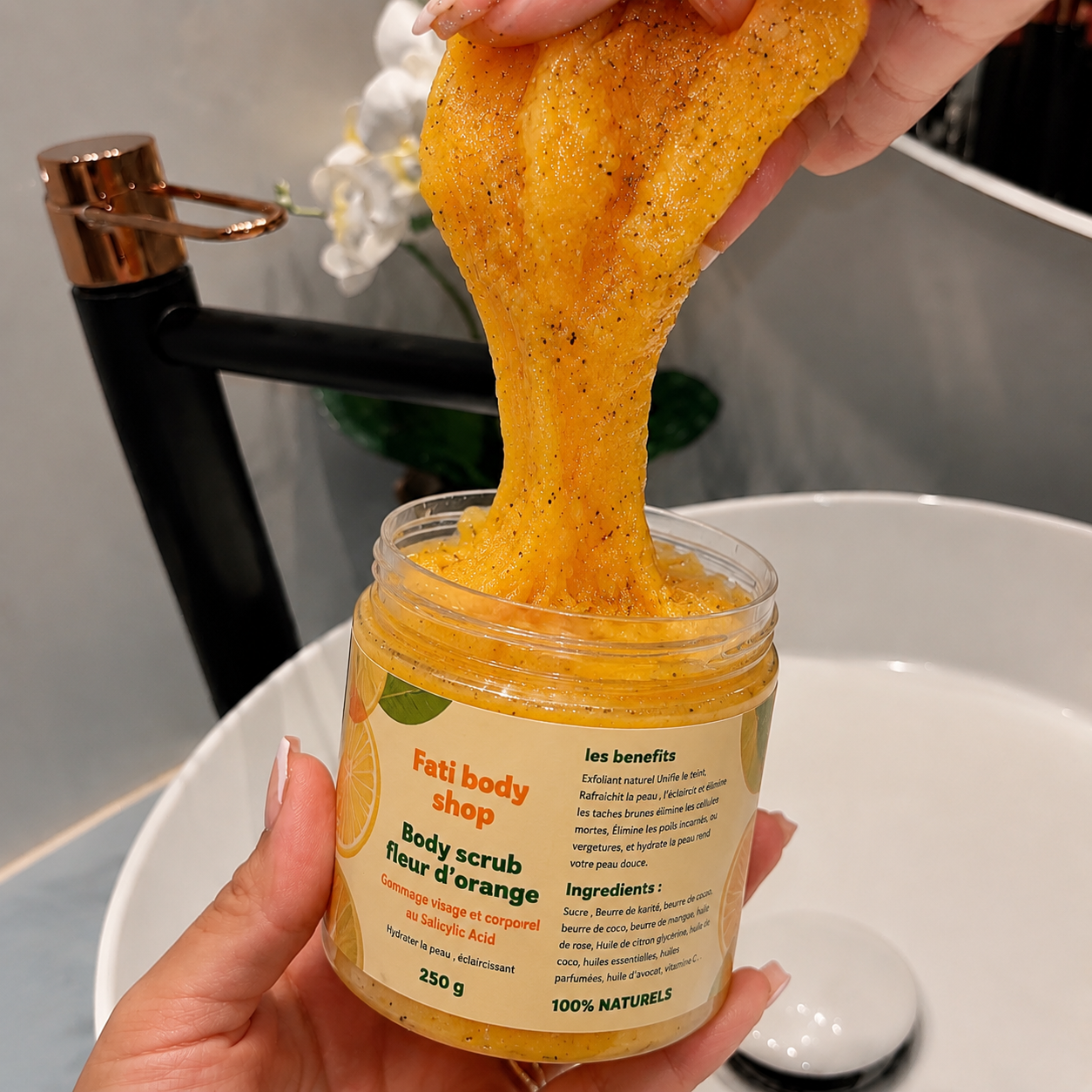 🍊 Vitamin C & Salicylic Acid Emulsifying Scrub