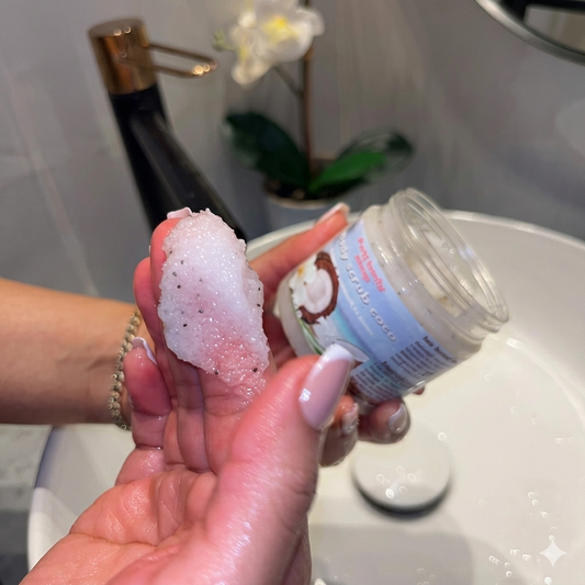 Exfoliant corporel à la noix de coco et à l'acide salicylique